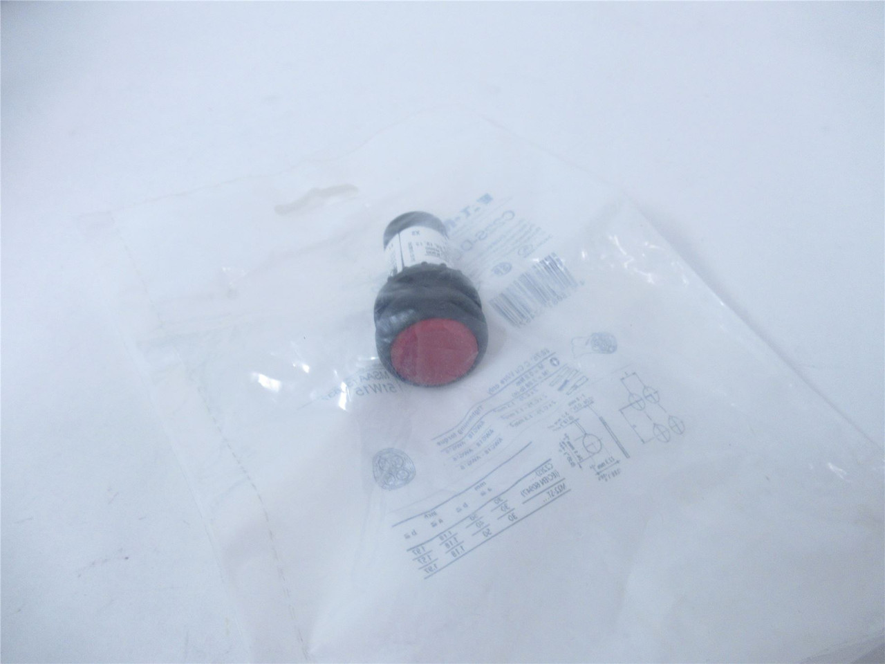 Eaton C22S-DL-R-K01-230; Pushbutton-Illuminted LED; Red