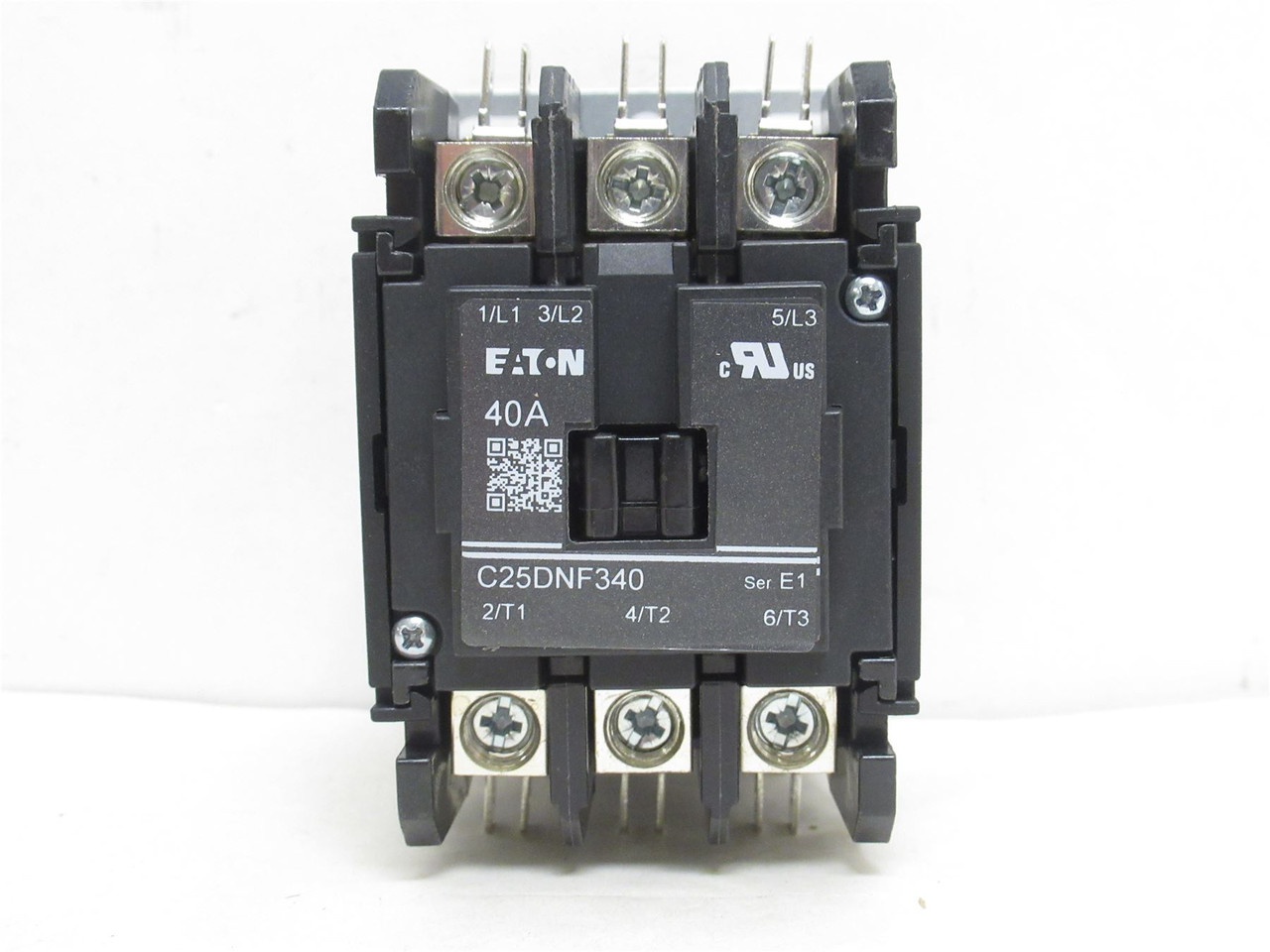 Eaton C25DNY133; Contactor; 40A; 3P; 575VAC; Coil: 24VAC
