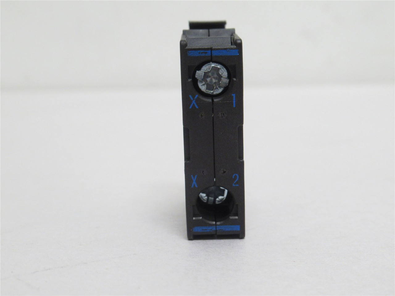 Eaton M22-LED-B; Push-Button LED Light Unit; Blue; 12-30 V