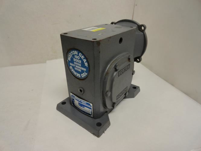 Boston Gear CF726B10B5J; Gear Speed Reducer; RA; 10:1 Ratio