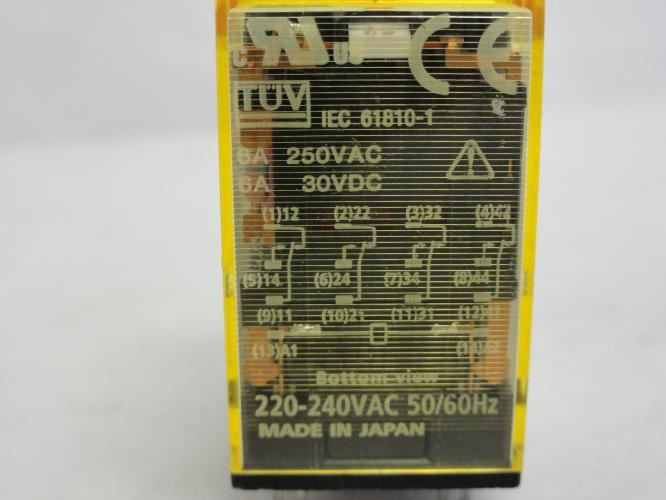 IDEC RU45-A220; Relay; 6A; 250VAC; Coil: 220-240VAC