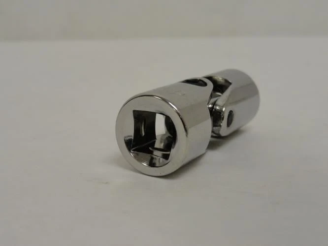 Westward 1EZZ2; 1/2" Chrome Vanadium Socket W/3/8" Drive