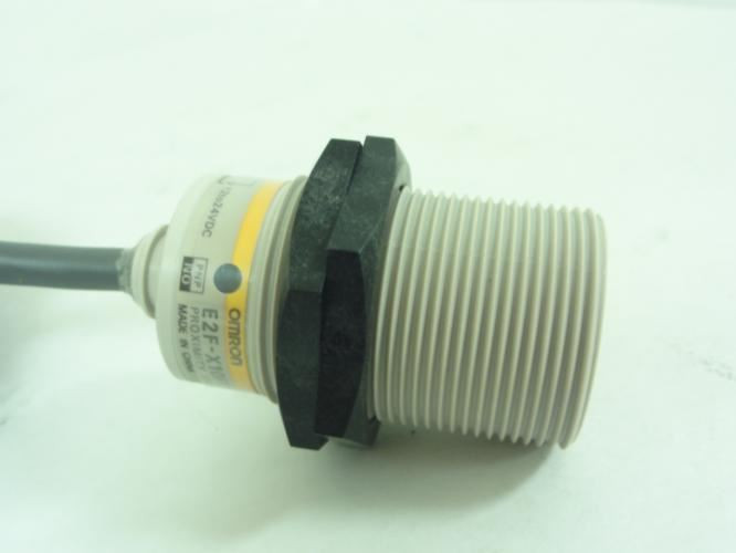 Omron E2F-X10F1; Proximity Switch;12-24VDC; 10mm Range;2M Cable