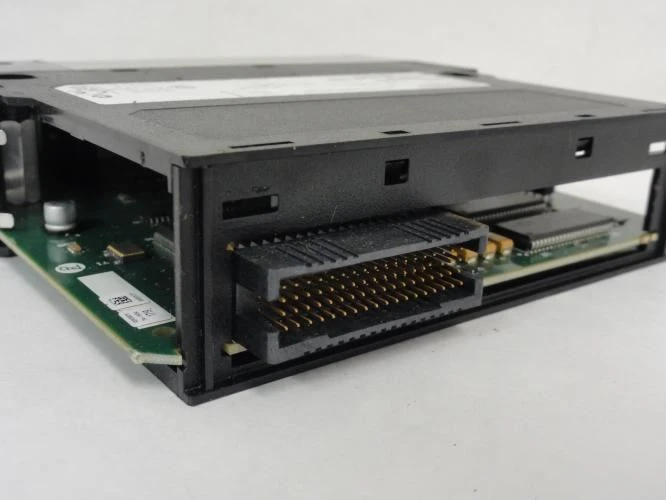 Allen-Bradley 1756-M08SE; Interface Module; 2.5mA; 24VDC
