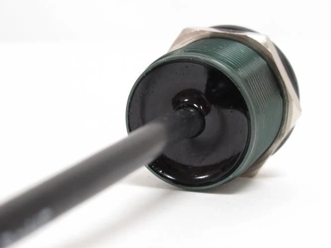 Sterns 7225097; Piezo Push-Button Switch; 0~24VAC/DC; Gree