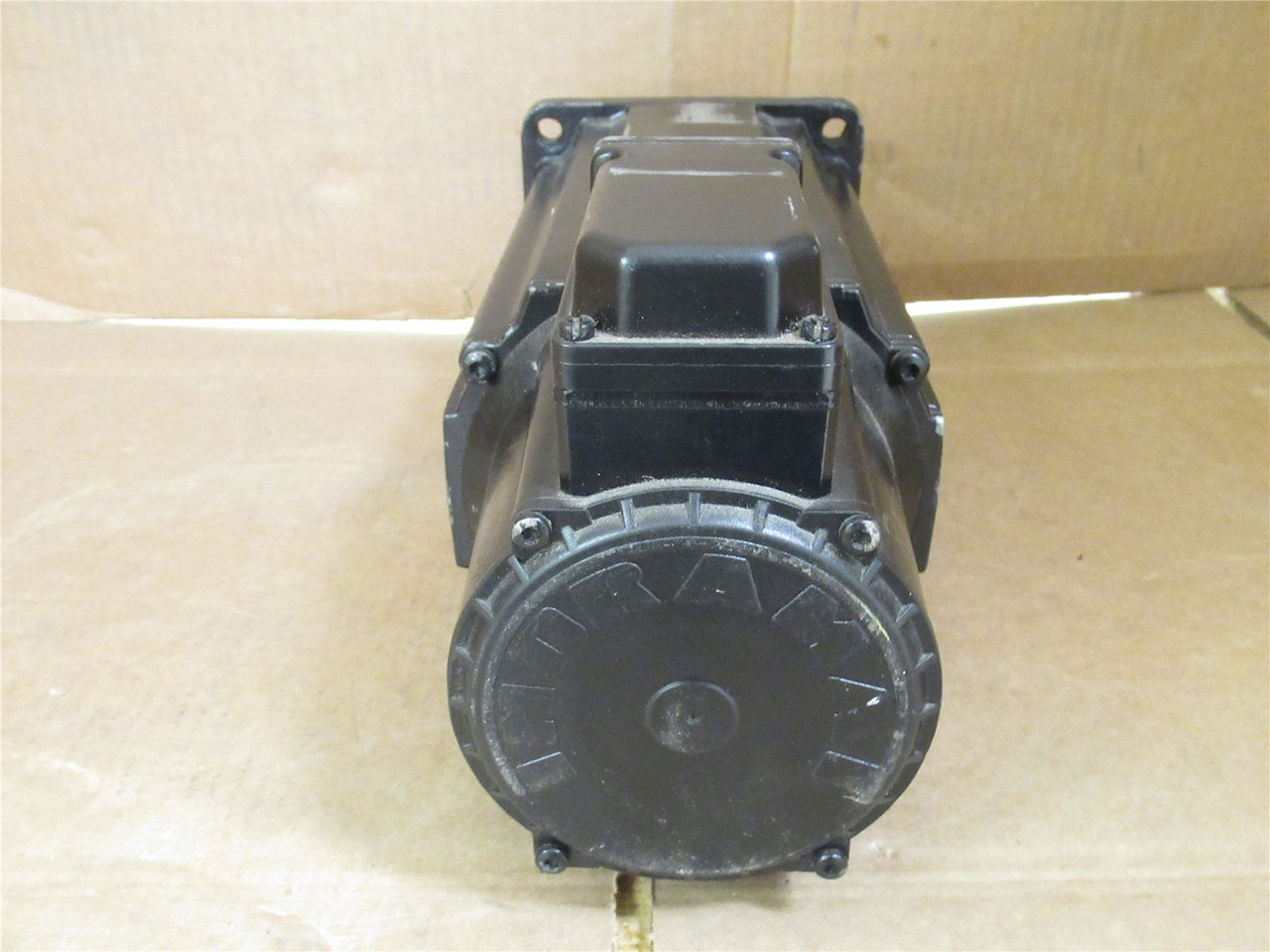 Rexroth MKD090B-047-GP0-KN; AC Servo-Motor 600V; 500R/min