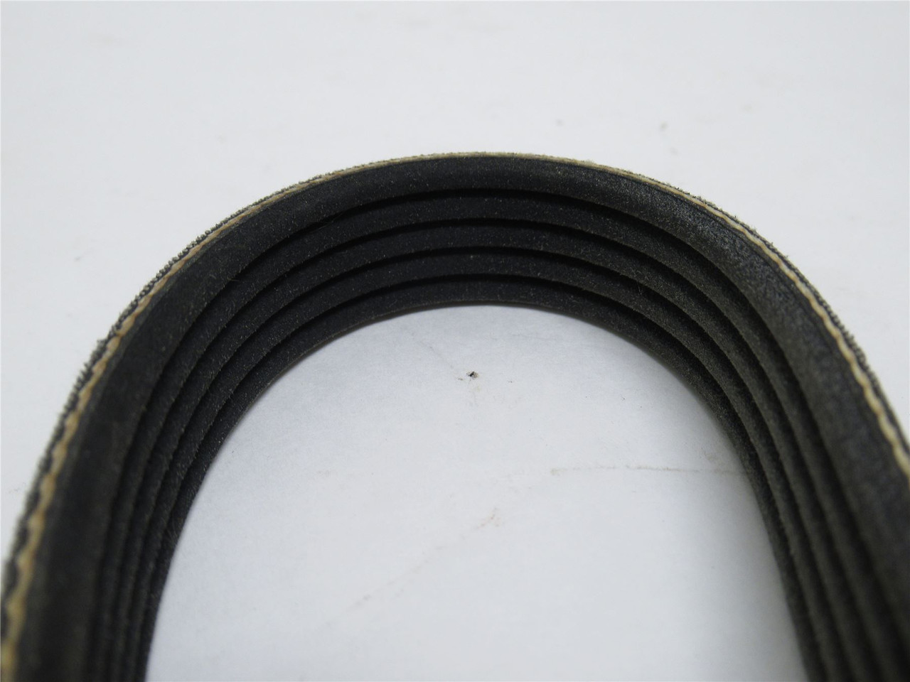 Bando 5PK1005; Serpentine Belt 395K5; 39.5" Long; 11/16" Wide