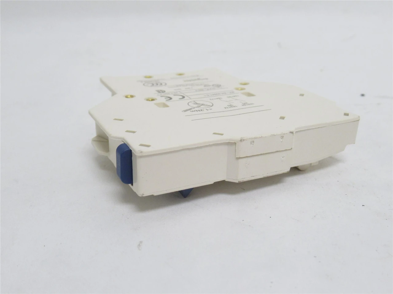 Schneider LAD8N20; Aux Contact Block; 10A; 600VAC; 2-NO