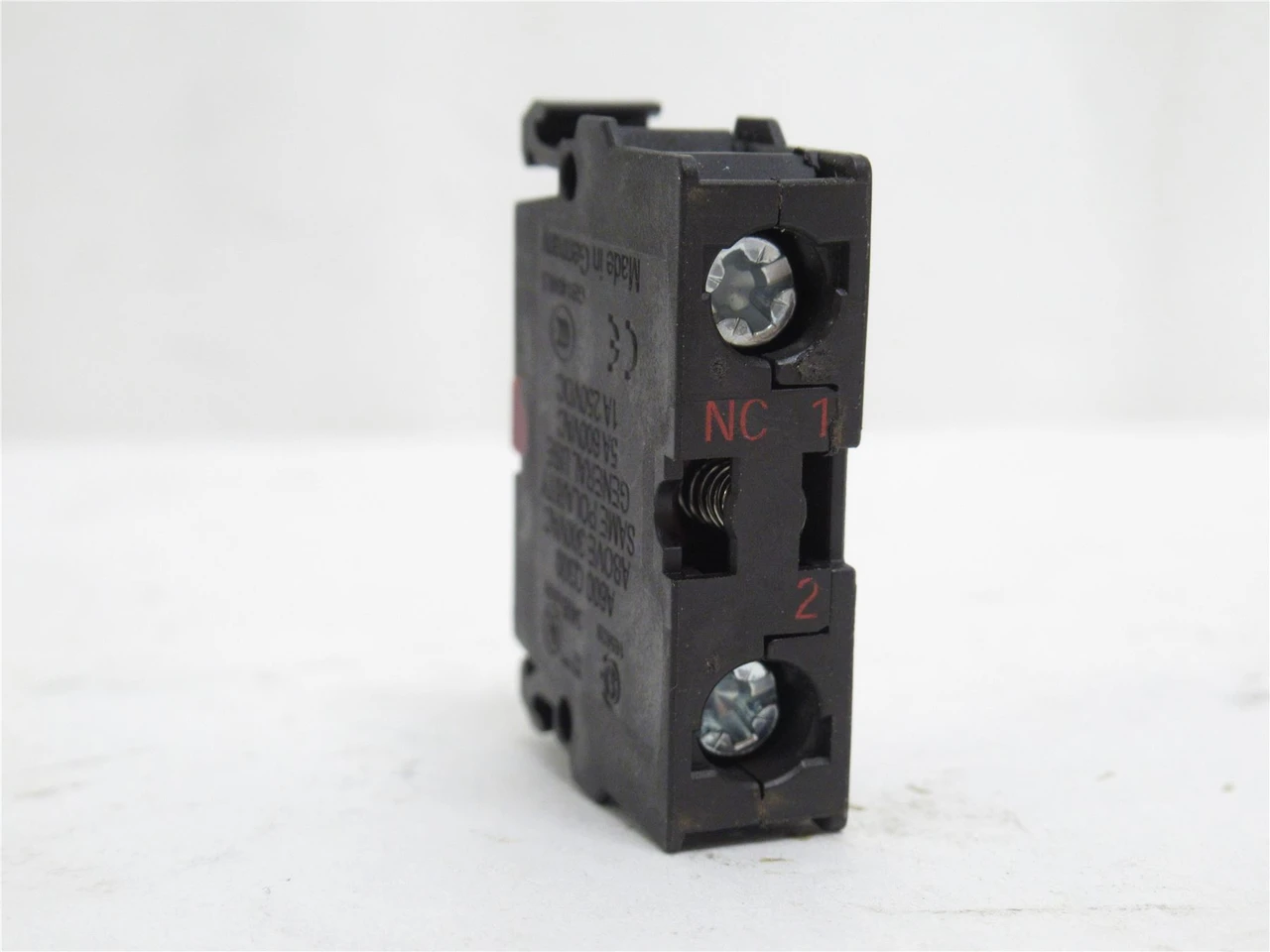Eaton M22-K01; Contact Block; 22.5mm; 6A; 120VAC; SPST; 1NC
