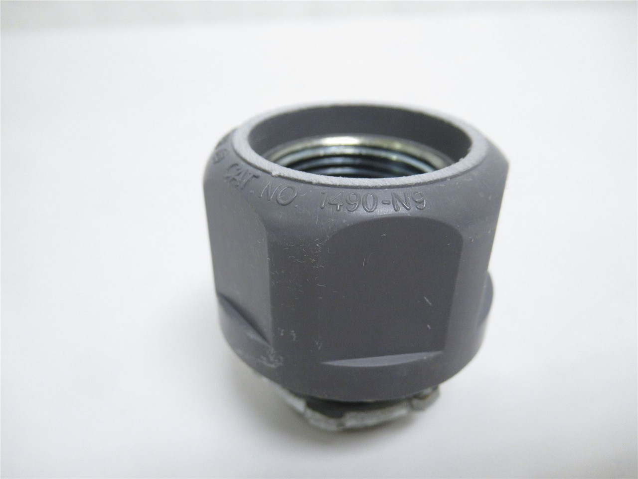 Allen-Bradley 1490-N9; Conduit Connector; 3/4" Eternal Thread
