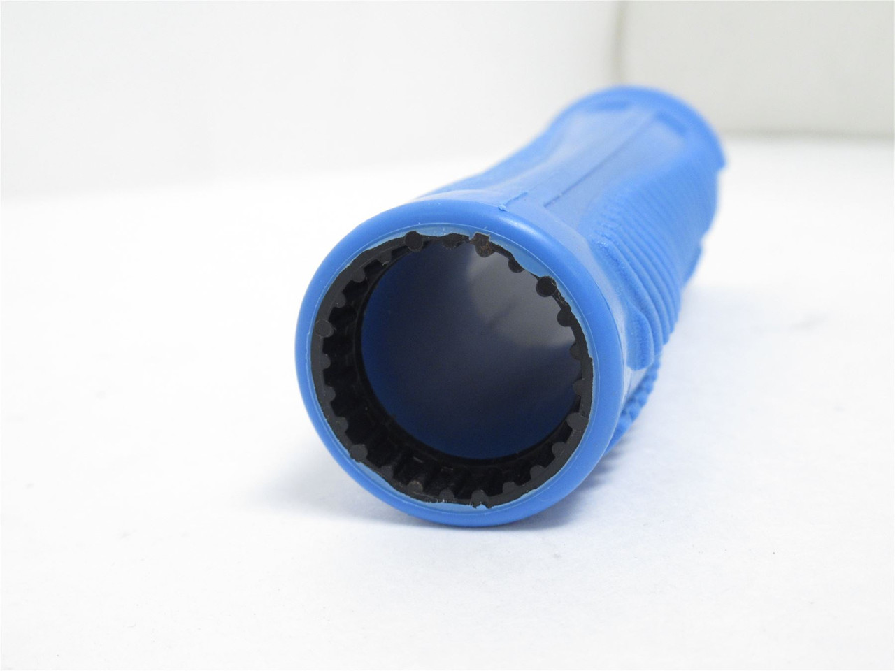 Bettcher 102996; Small Handle; Blue; 4-3/8" Long; 13/16"ID