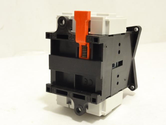 Telemecanique V2; Loadbreak Switchbody (Only) 32A; 600V