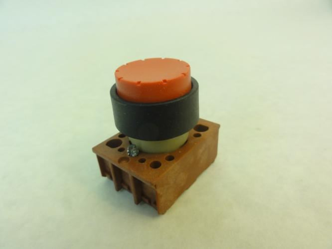 Siemens 3SB02-PERP; Push Button; Ext; Red; 22MM