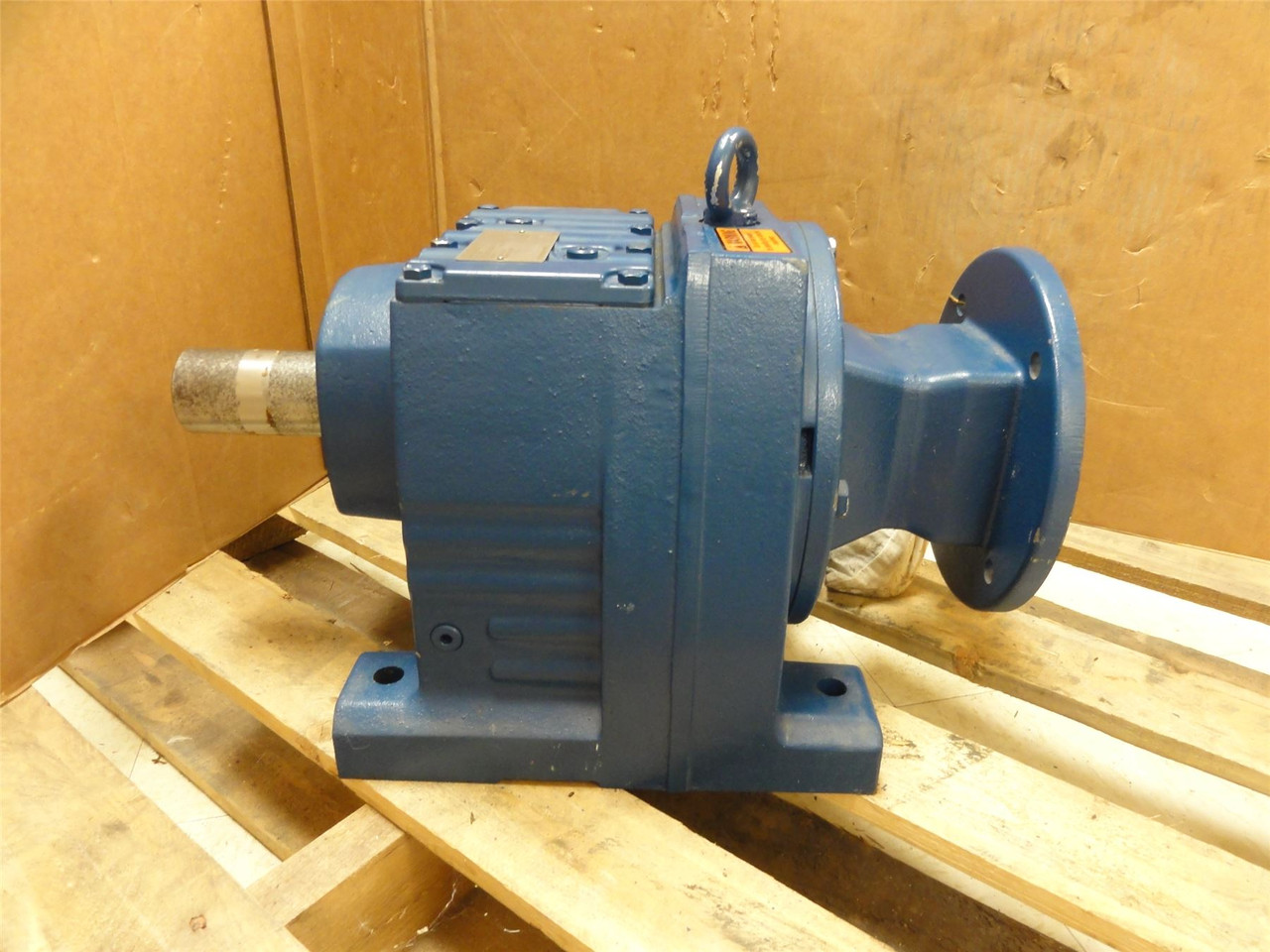 SEW R87AM182; Gear Speed Reducer; 72.57:1 Ratio; 1750/24RPM