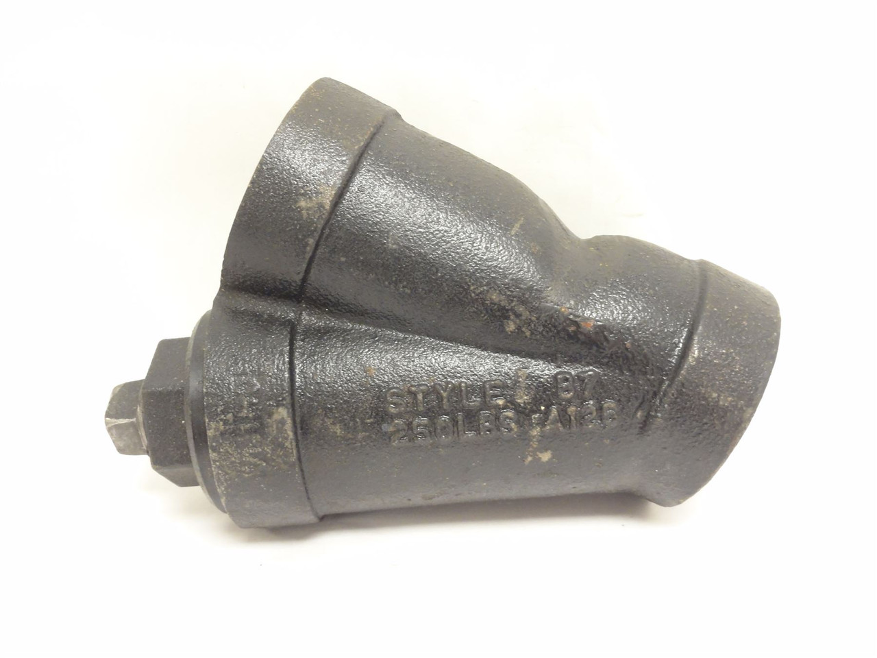 Keckley 23THY-CIM20M34-FTI-B7; Cast Iron Y-Strainer; 2NPT