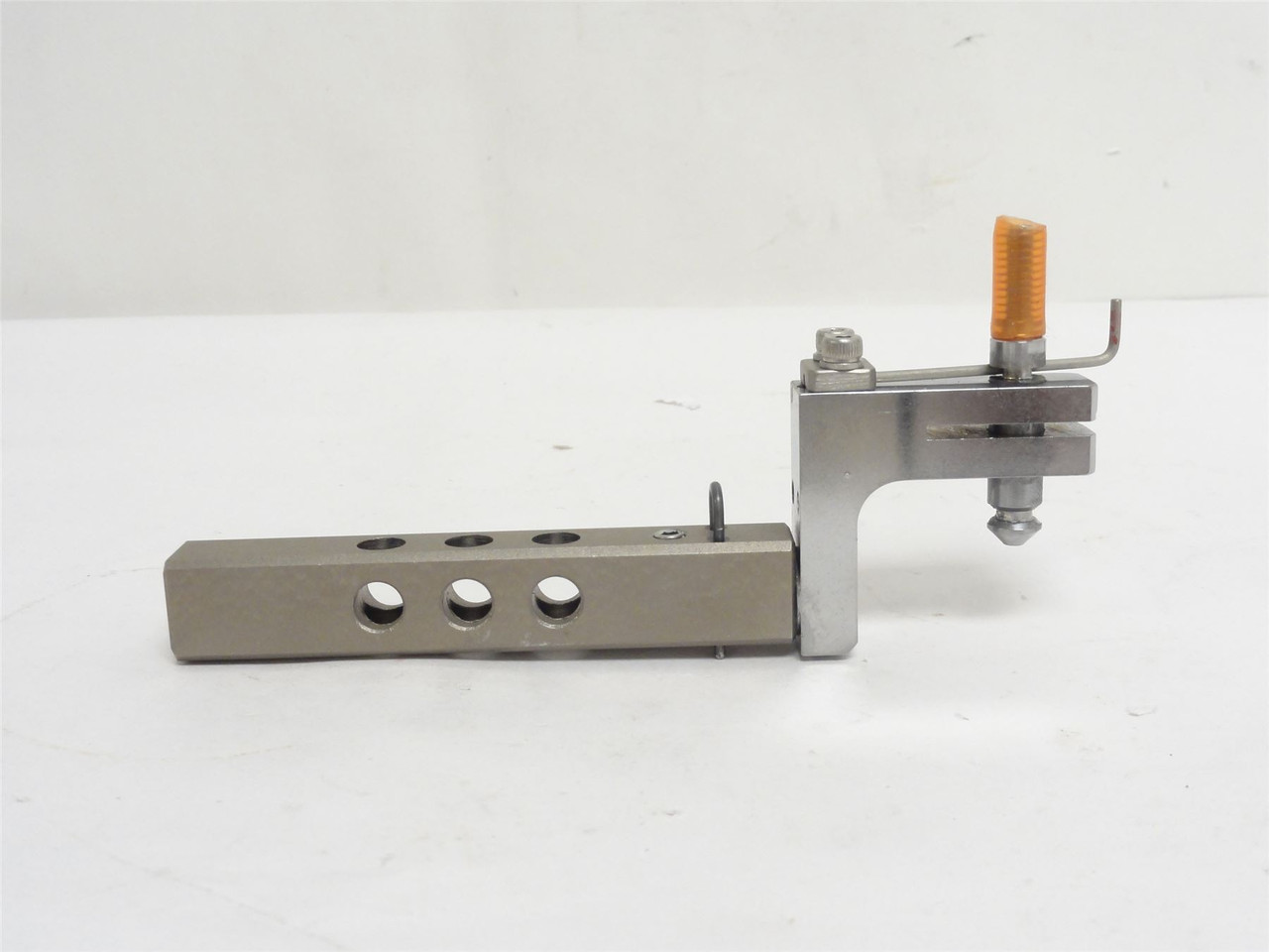 Triangle A58805; S Zip Clevis Knife Assembly