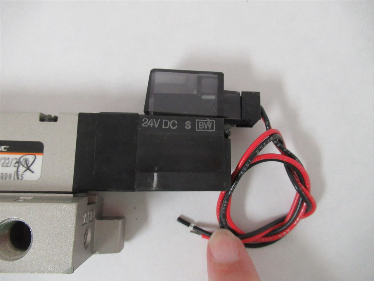 SMC NVZ2450-5MZ; Solenoid Valve 3 Pos 5 Port 24VDC
