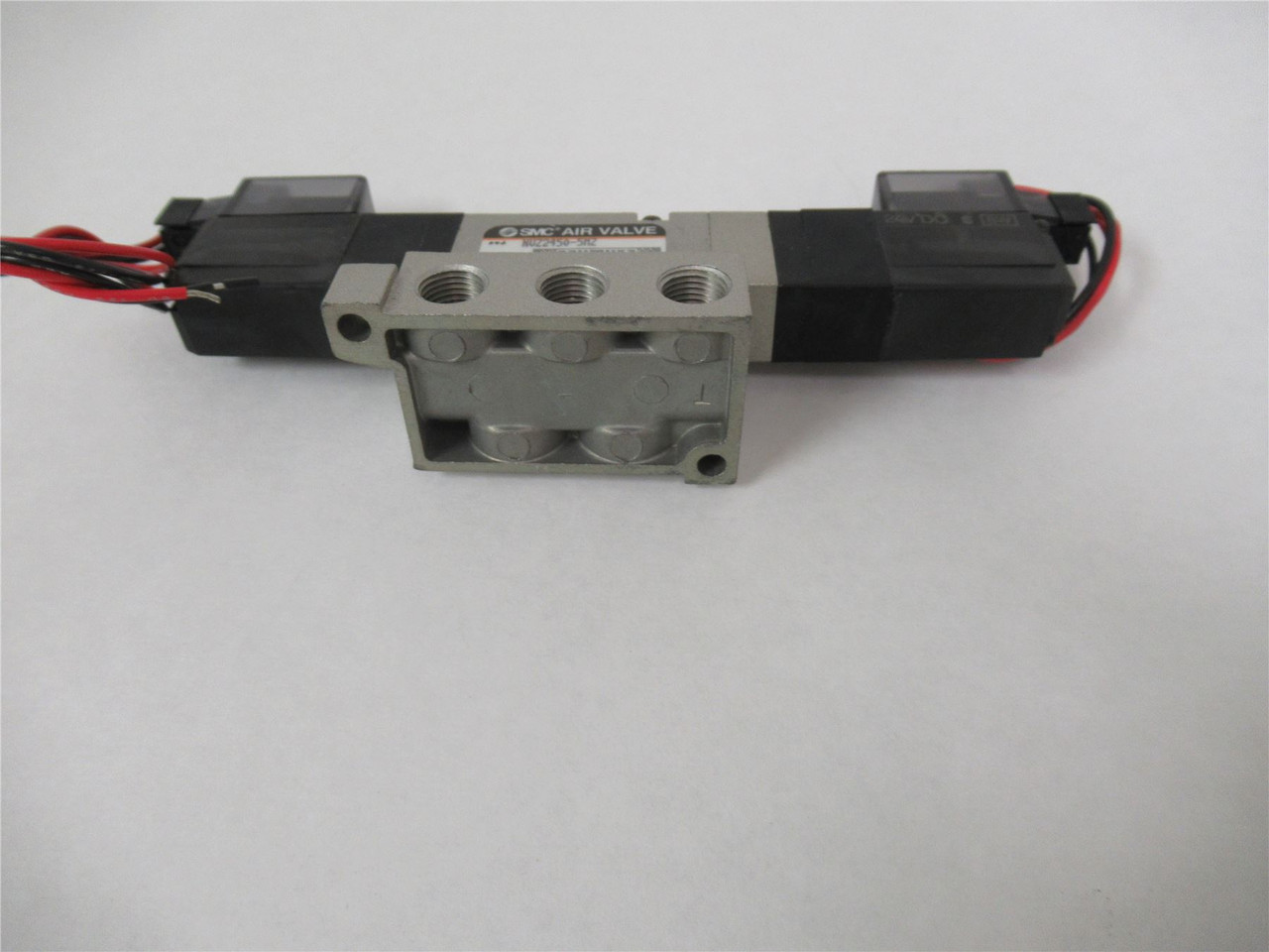SMC NVZ2450-5MZ; Solenoid Valve 3 Pos 5 Port 24VDC