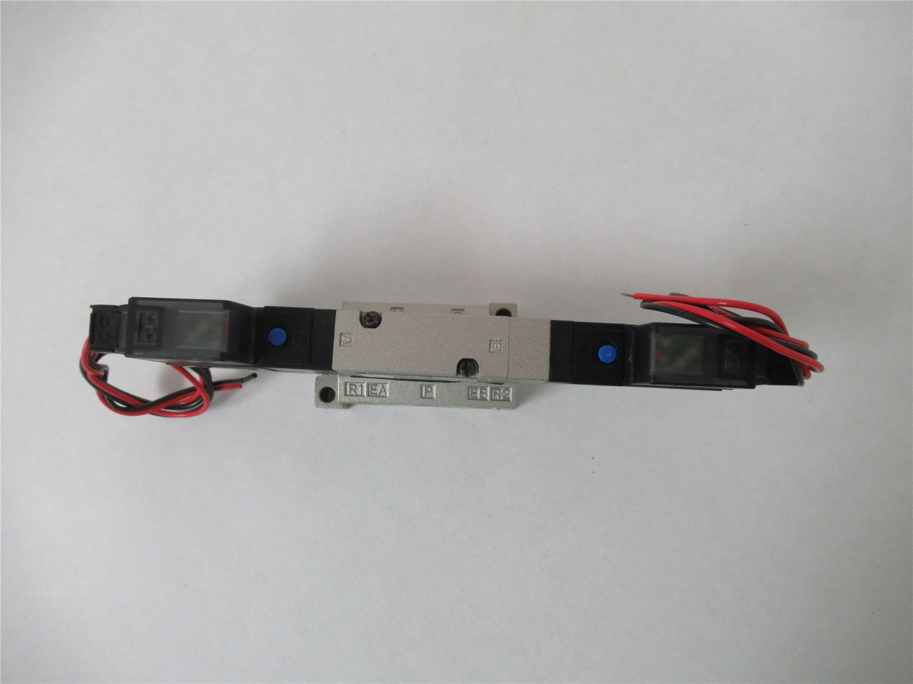 SMC NVZ2450-5MZ; Solenoid Valve 3 Pos 5 Port 24VDC