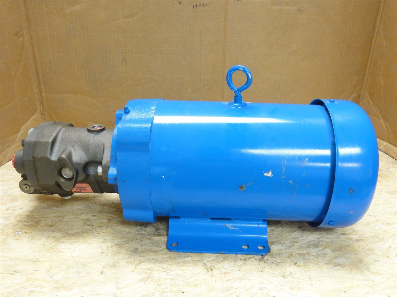 Eaton PVQ13-A2R-SE3S-20-CG-30-S46; Hydraulic Pump W/Motor