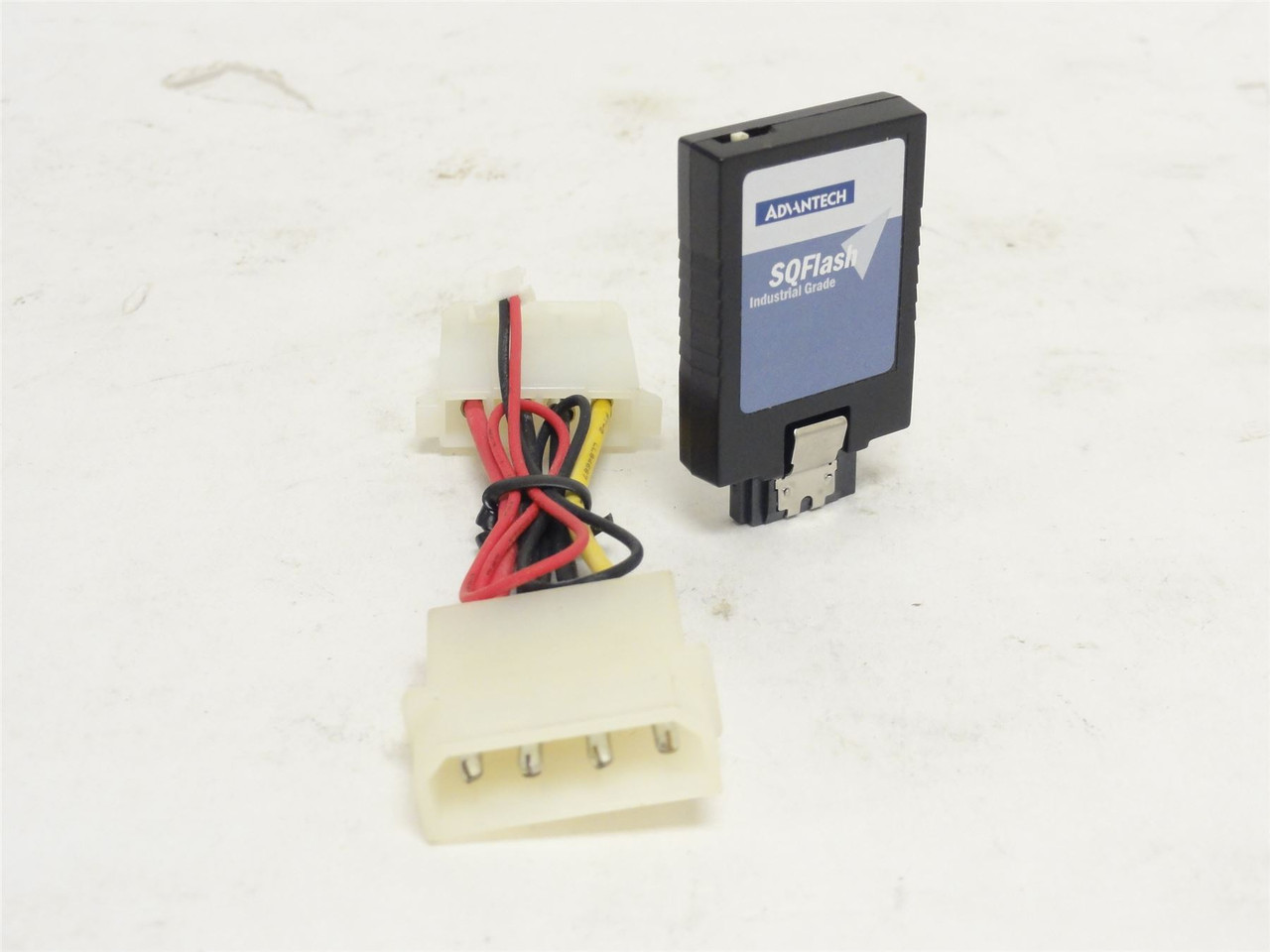 Advantech SQF-SDMS4-4G-J6E; Solid State Drive; 4G; With Cable