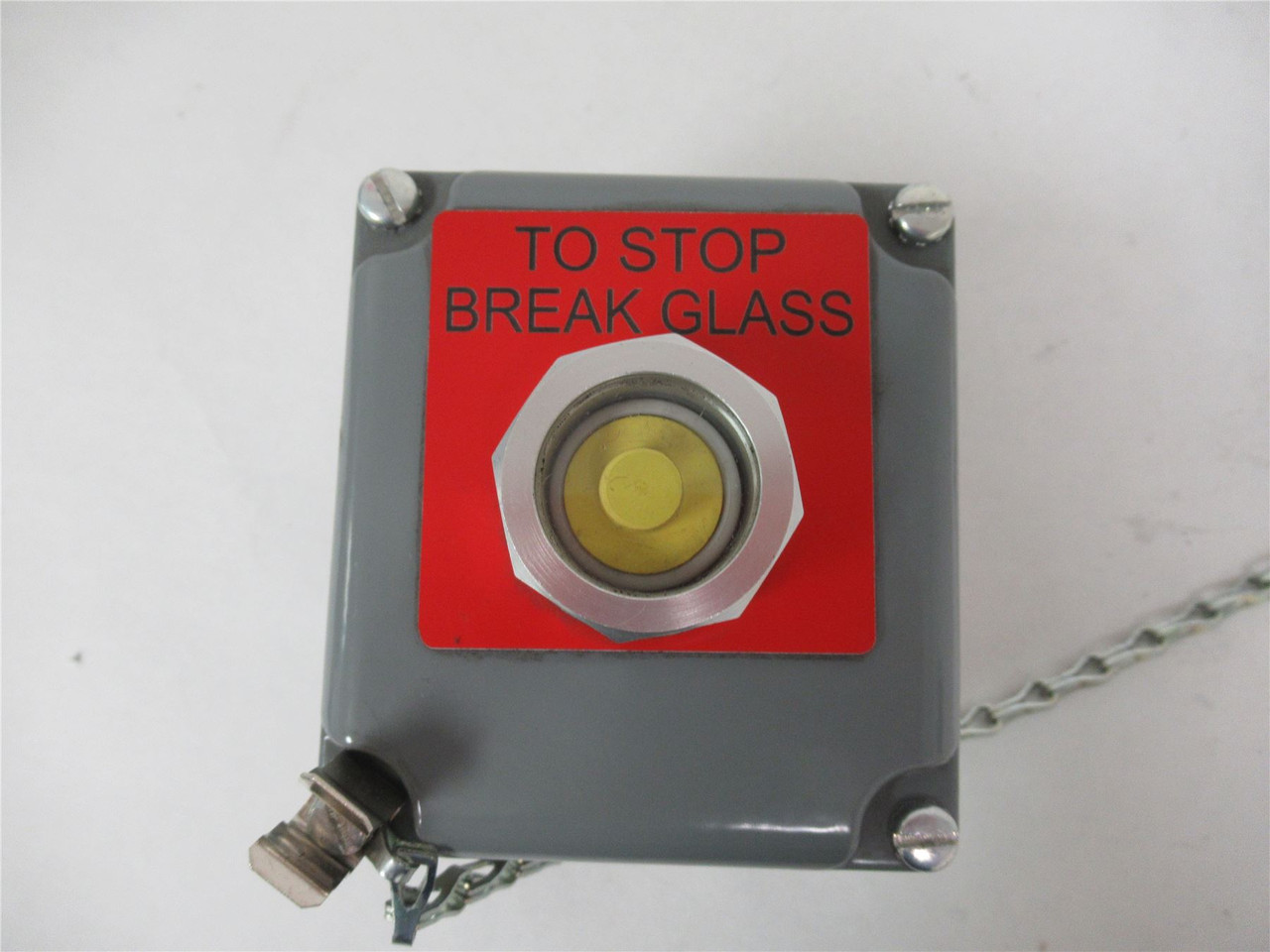 Square D 9001KYK116; Control Station 125…600 V 10A