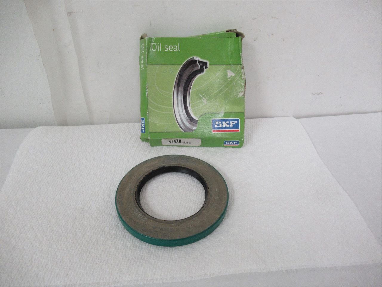 SKF 21670; Oil Seal 55x90x8 CRW1 Design