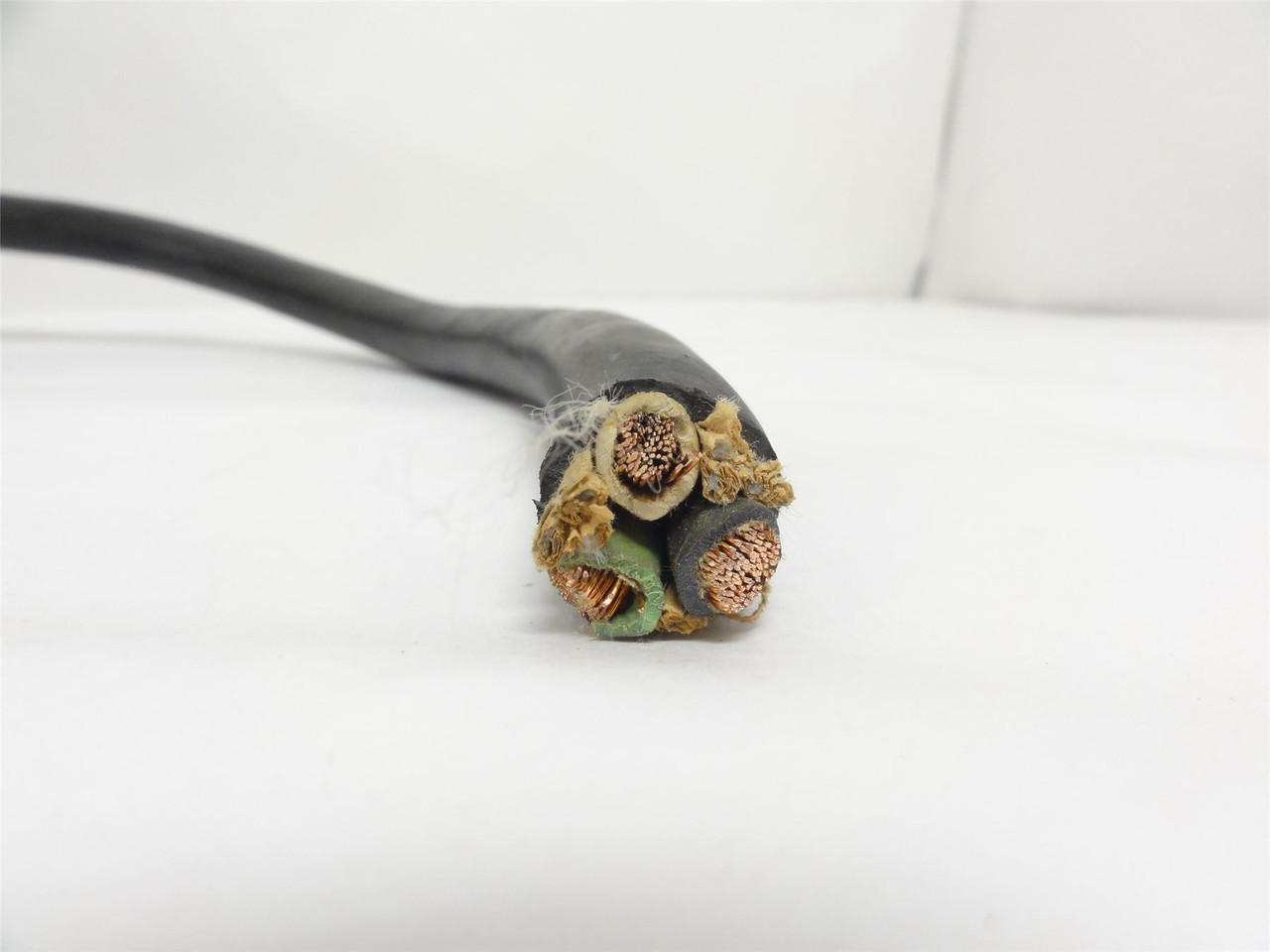 Hubbell HBL5100PS1W; Pin/Sleeve Connector; 100A; 3P; 600VAC; 4-Wire