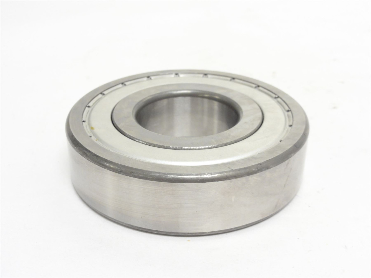 SKF 6306-2ZJEM; Ball Bearing 30mmID x 72mmOD x 19mm Wide