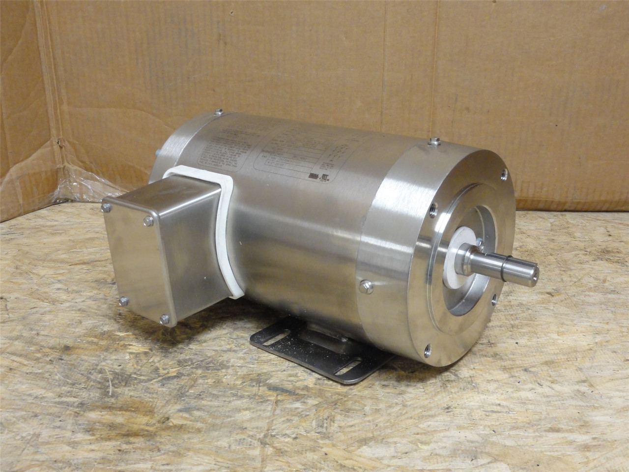 Baldor CESSWDM3550; AC Motor SS; 1-1/2HP; 230/460V; 3500RPM
