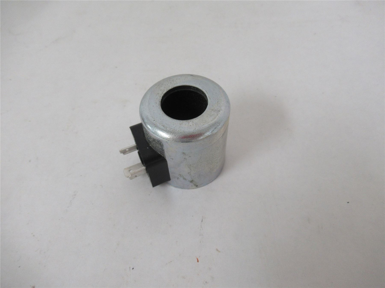 Rexroth R900021389; Hydraulic SolenoidCoil 24VDC