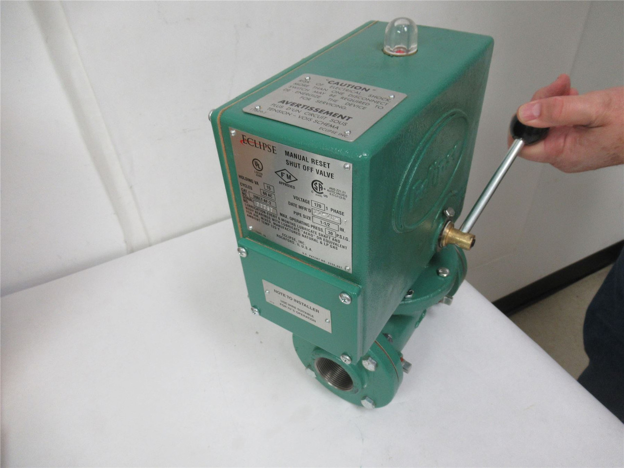 Eclipse 206LTAF3; Manual Gas Shut Off Valve Locking 1.50" NPT