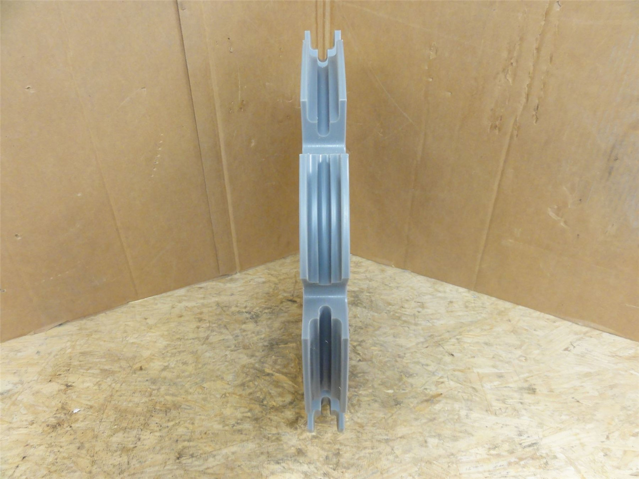 MFG- MDL-UNKN-254516; Corner Wheel Sprocket; 10 Teeth; 3"ID