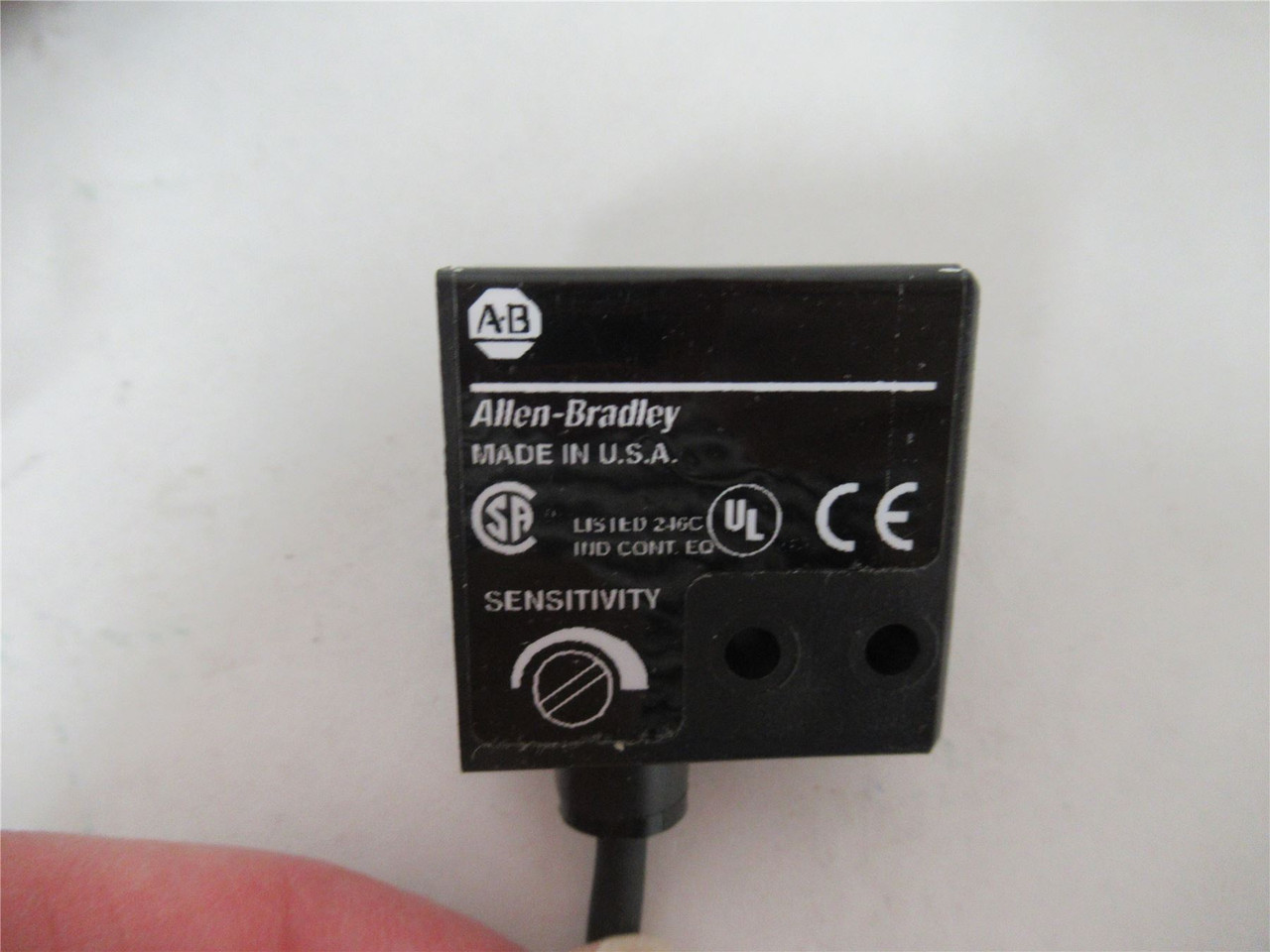 Allen-Bradley 42SML-7100;  Photo Sensor 880NM .4IN-30' Range