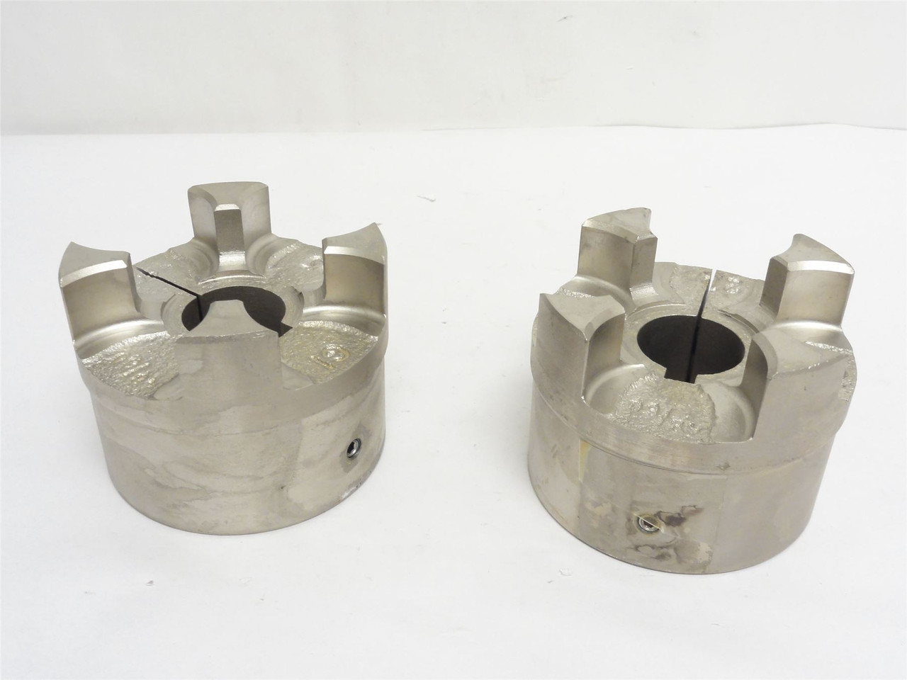Triangle A39931; Flex Jaw Coupler Module; 1-3/8" x 1-3/8"
