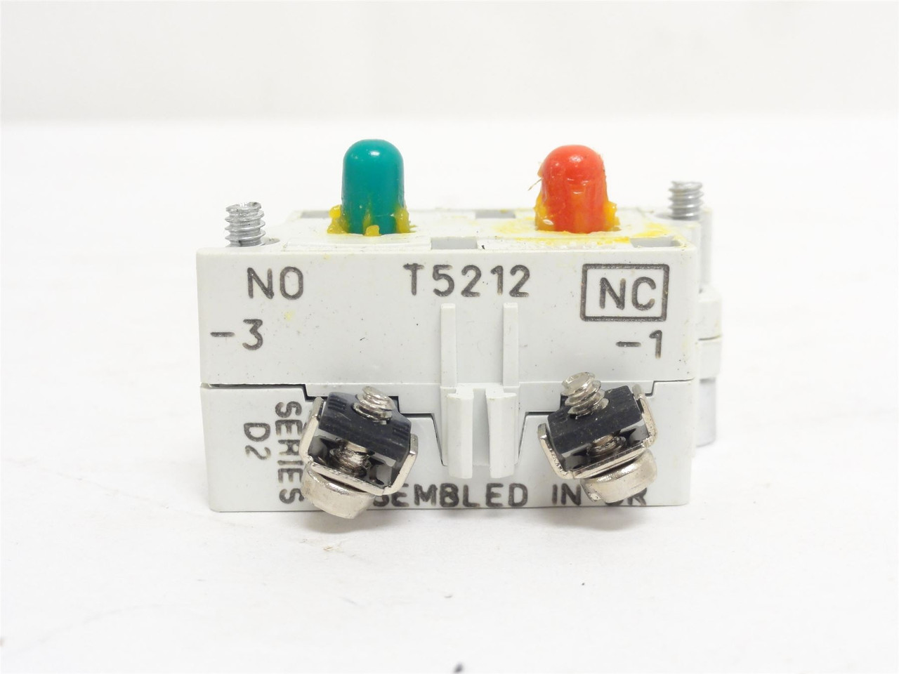 Eaton 10250T1; Pushbutton Contact Block 1-NO/1-NC; 690VAC