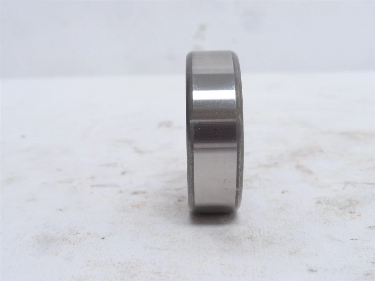 NSK 6205DDUC3; Ball Bearing 25mmID x 52mmOD x 15mm Wide