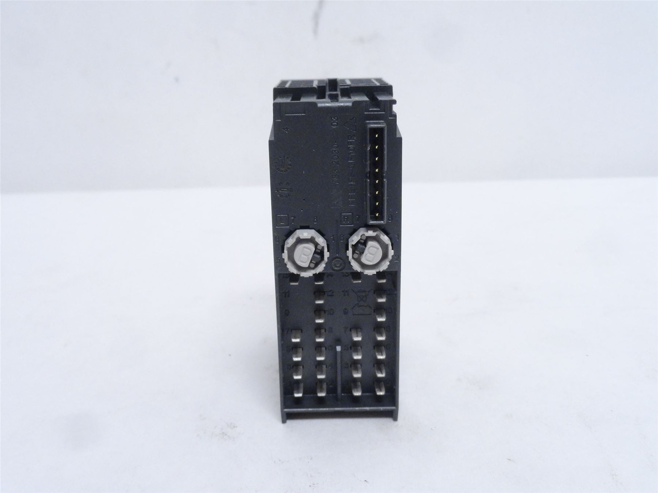 Siemens 6ES7-138-4FB04-0AB0; Digital Output Module; 24VDC