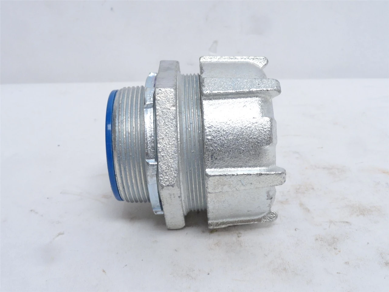 T And B 5337; Straight Liquid Tight Connector; Size:  2"