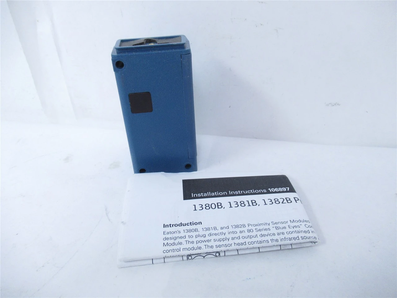 Opcon 8880C-6501; Photo Sensor Diffuse 18IN;5PIN