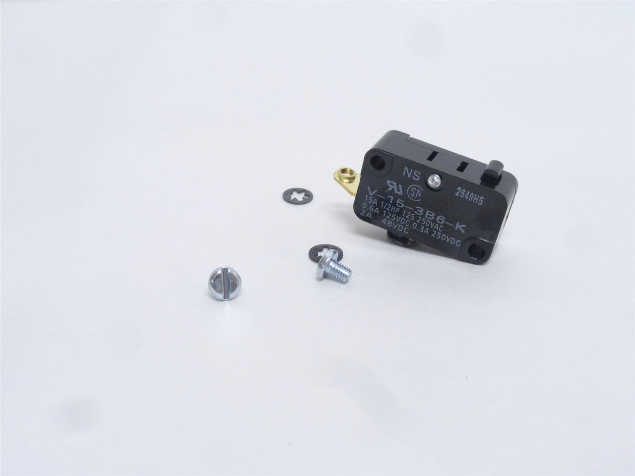 Omron V-15-3B6-K; Switch; 15A; 250VAC; SPST-NO; Chassis Mount