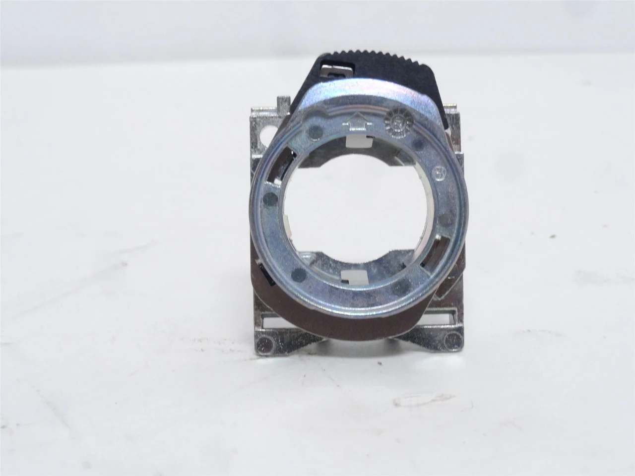 Allen-Bradley 800FM-P7MN7W; Clear Pilot Light; 24VDC; 22mm