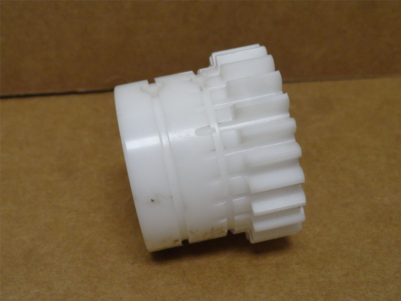 MFG- Z24-192651; Plastic Gear Wheel 24 Teeth; 3/4"ID