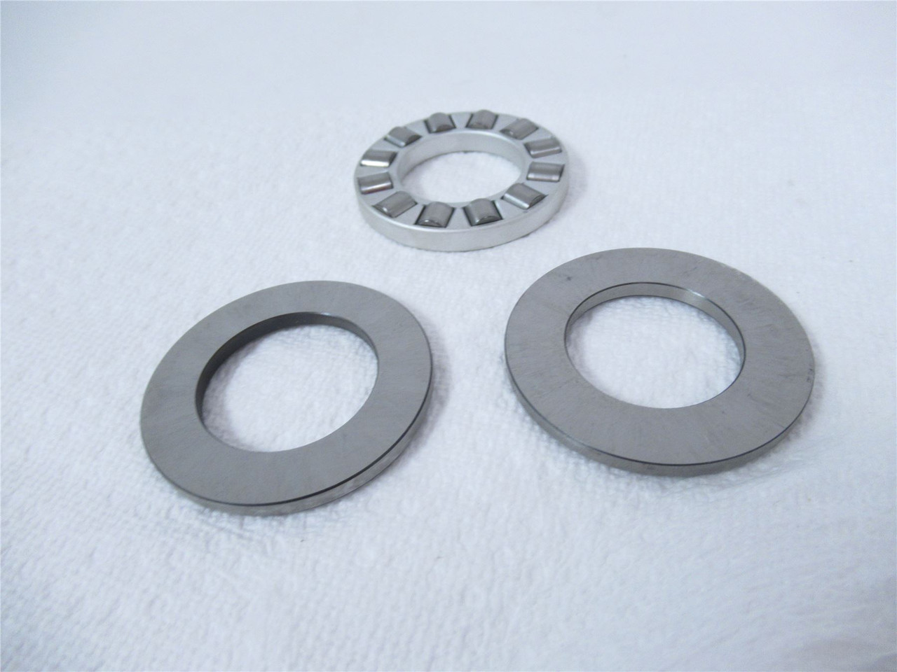 INA 81206-L; Thrust Roller Bearing 30mmID 52mmOD 16mmThick