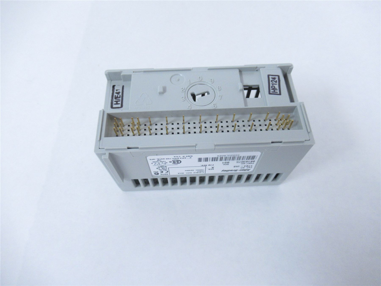 Allen-Bradley 1794IA8; MODULE 8 INPUT 120VAC Series A