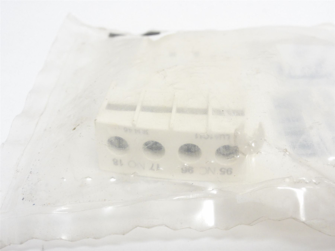 Schneider LUA1C11; Aux-Contact Block; 1-NC; 1-NO; 25A; 250VAC