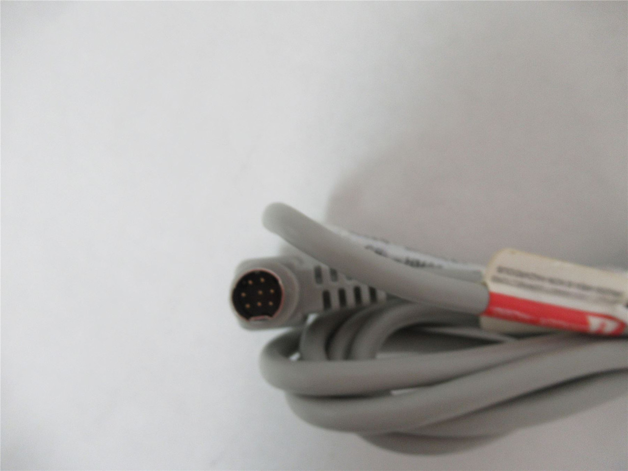 Allen-Bradley 1761-CBL-HM02; Cable 8-Pin To 8-Pin Mini DIN 2M