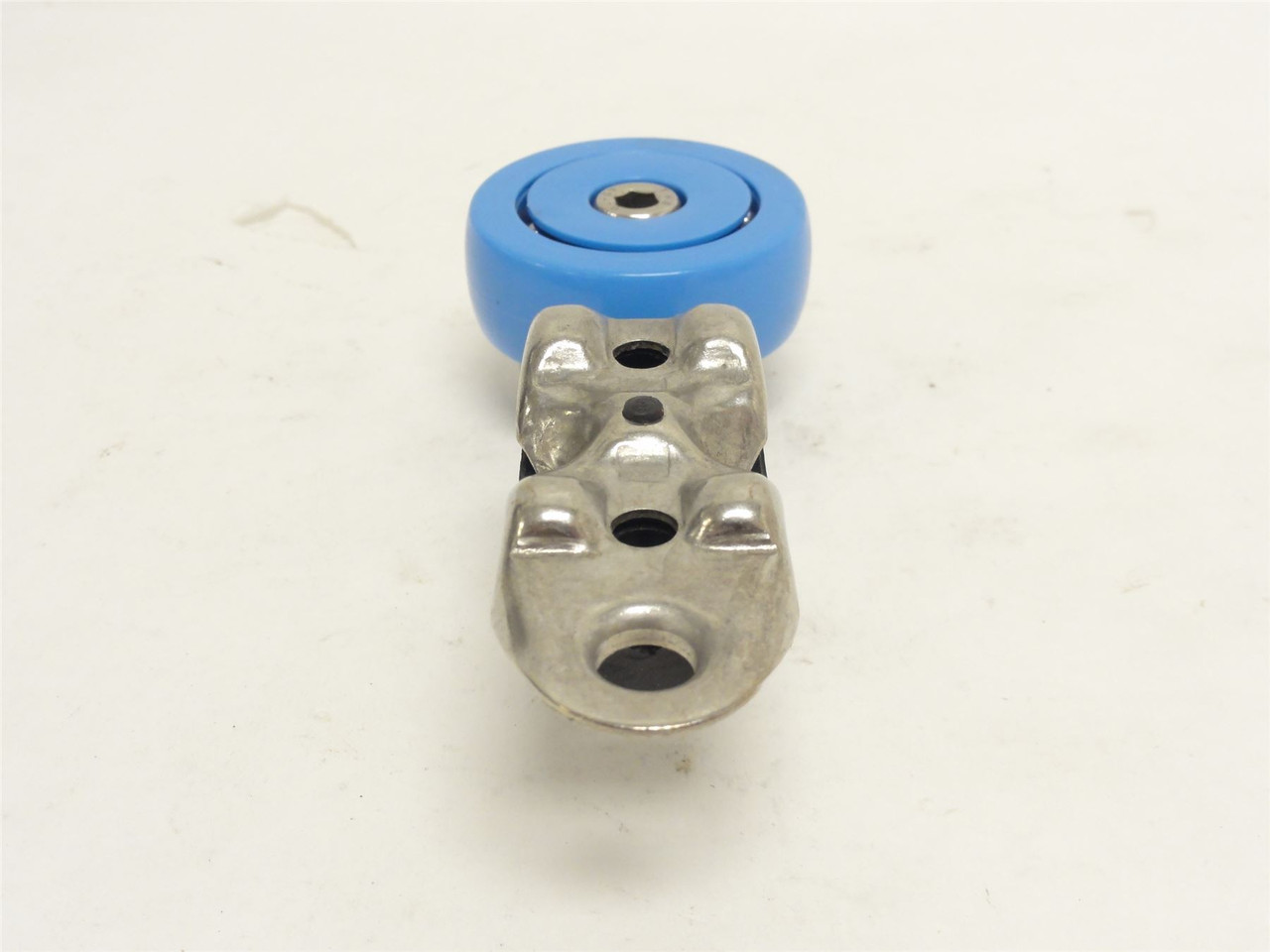 Foodmate 4143667; Trolley Wheel Half With Bracket Assembly