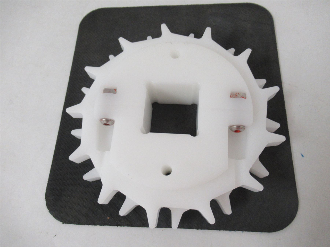Intralox S6E4XXCWE7NG; Split Sprocket 2200 6.3" 1-1/2"ID Sq