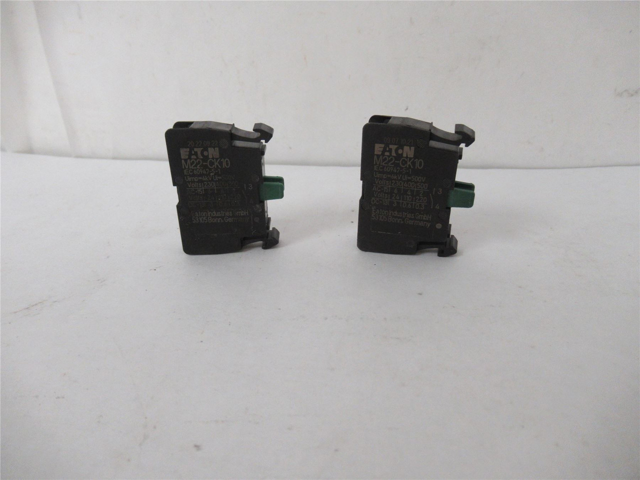 Eaton M22-CK01; Lot-2 Contact Block 2 A @ 500 V 4 A @ 400 V